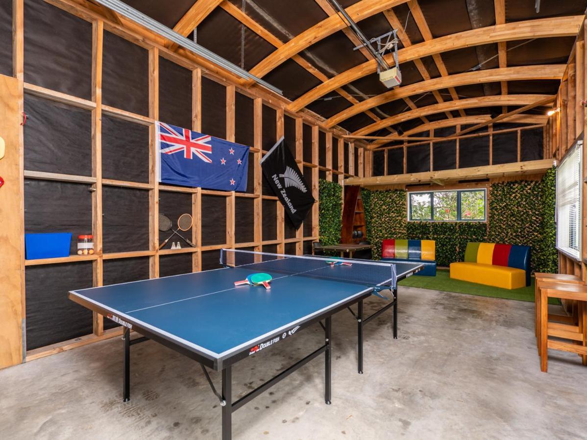 Oceans 8 - Mangawhai Heads Holiday Home Exterior photo